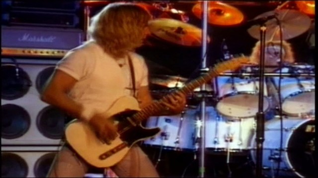 Status Quo Live - Burning Bridges(Rossi,Bown) - Butlins Minehead 10-10 1990 25th Anniversary Concert