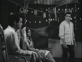 Baharon Ne Mera Chaman Loot Kar