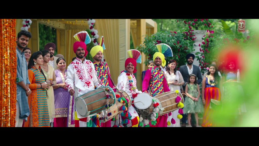 Whats Up Video Song - Phillauri - Anushka, Diljit - Mika Singh, Jasleen Royal - Aditya -
