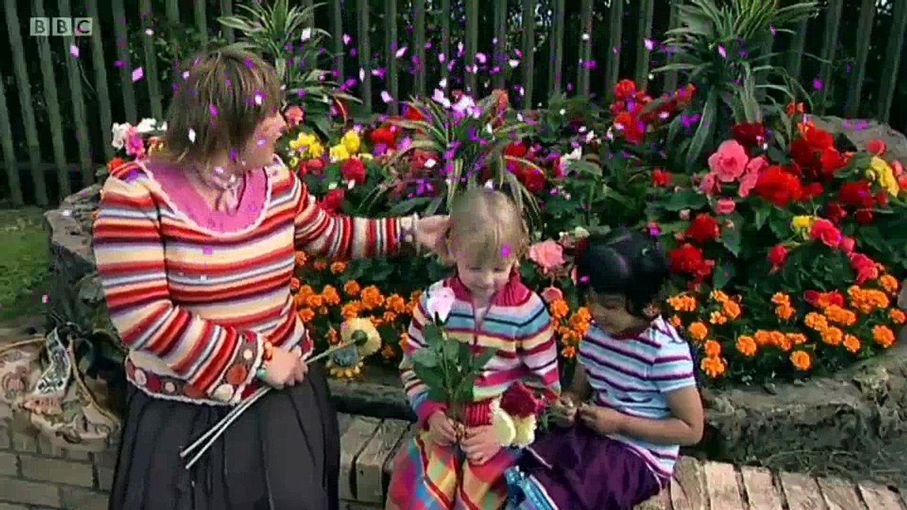 Me Too! - S2E40. Smelling of Roses