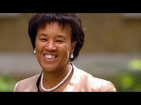 Baroness Patricia Scotland elected as the first female Commonwealth Secretary General