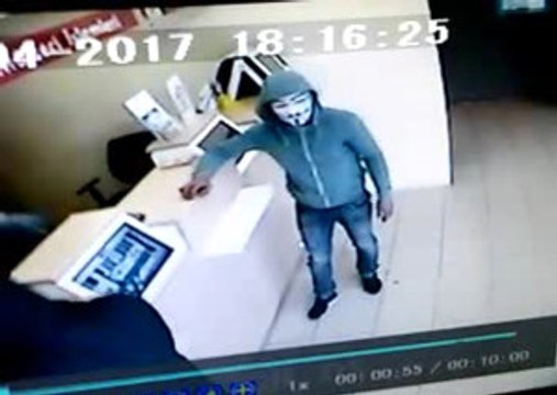 Vendetta' Maskeli Soyguncular Kamerada