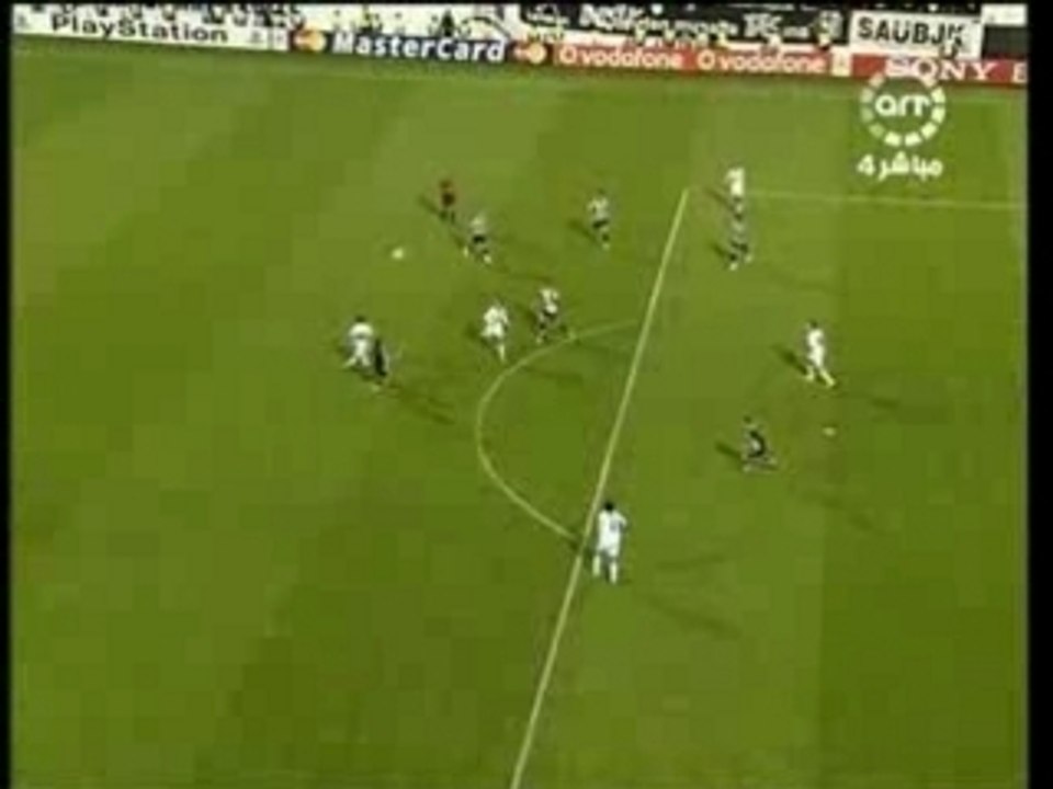 Besiktas_Istanbul_vs_FC_Porto_0-1_by_Froz