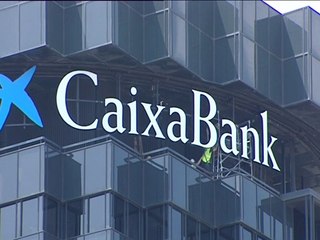 CaixaBank gana 403 millones hasta marzo, un 48% más, tras la integración del BPI
