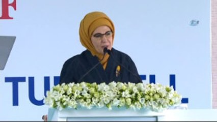 Emine Erdoğan: "Suriye'de Yaşanan Savaşta Ülkemiz Umudu Temsil Ediyor"