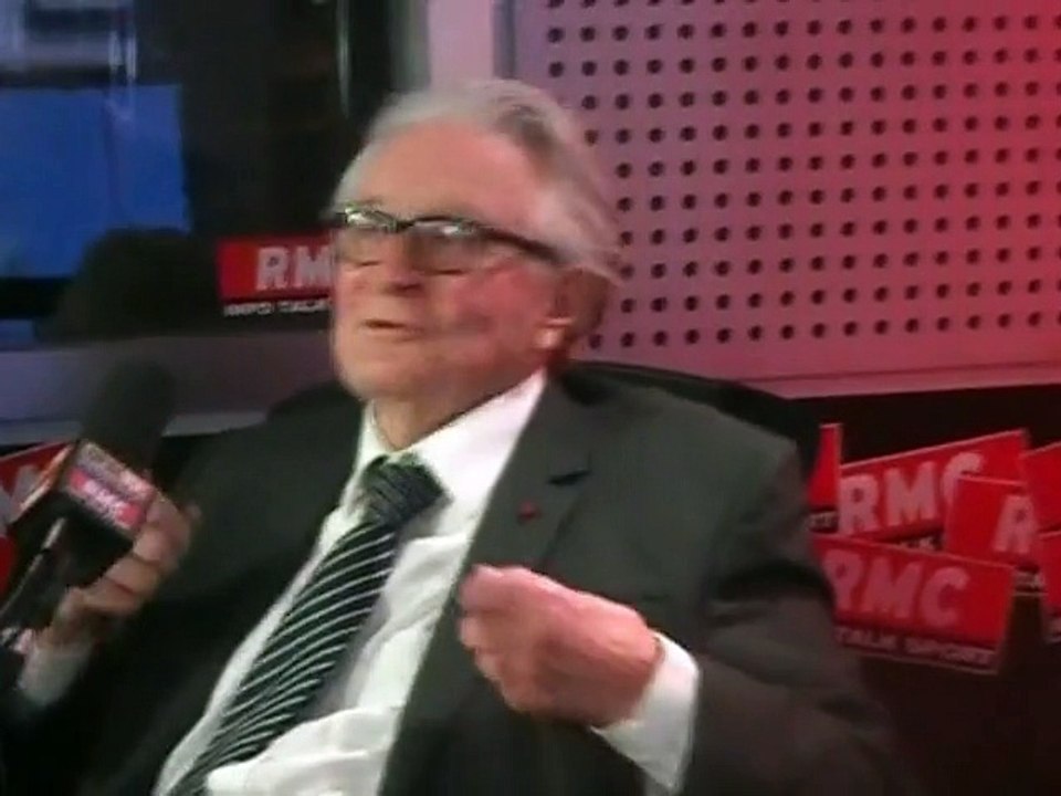 Roland Dumas : "Le FN c'est une rigolade ! La menace Le Pen, on a fait voter tous les socialistes comme des couillons pour Chirac"