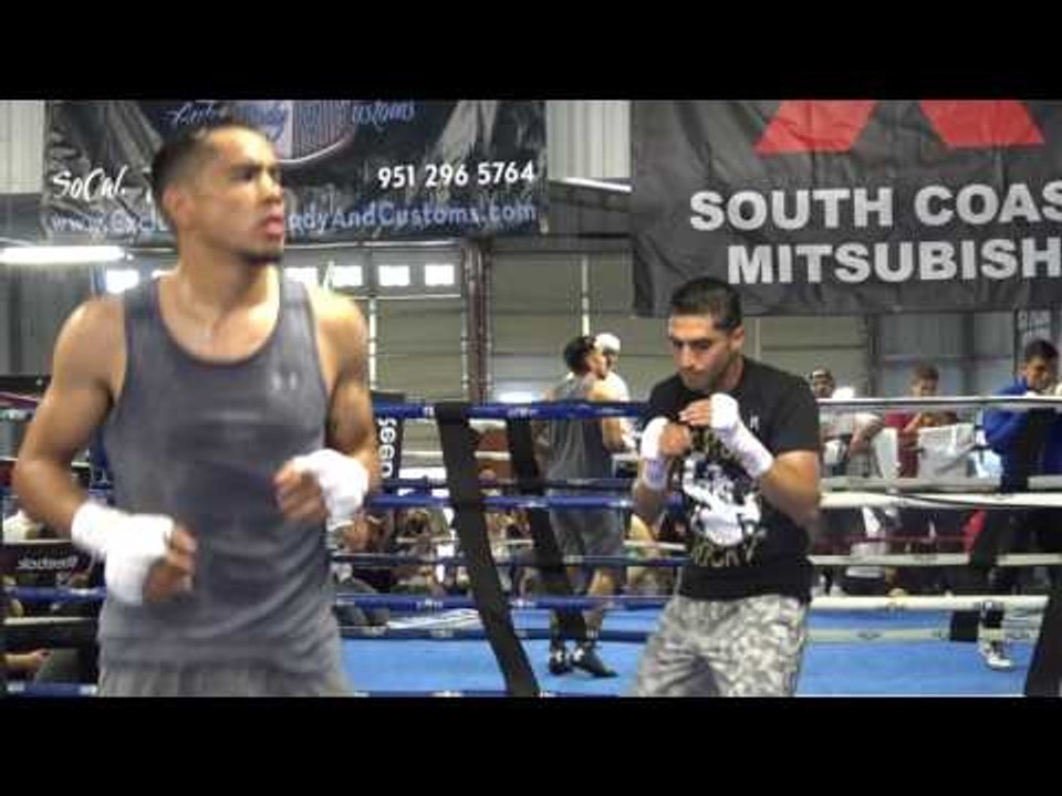 Alex Luna Josesito Lopez and Misael Rodriguez Shadow Boxing EsNews Boxing