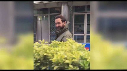 Cyril Hanouna – TPMP la 1000ème : L’animateur en repérage très discret devant TF1 ! (Vidéo)