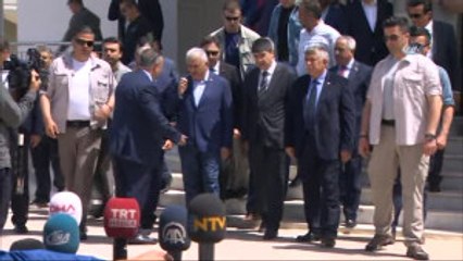 Başbakan Yıldırım: "2 Mayıs'ta Salı Günü Grup Toplantımızı Parti Genel Merkezinde Yapacağız, Bu...