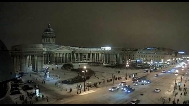UFOs Filmed by Germany heritage security cameras / Ovnis fueron grados por camaras de seguridad de alemania