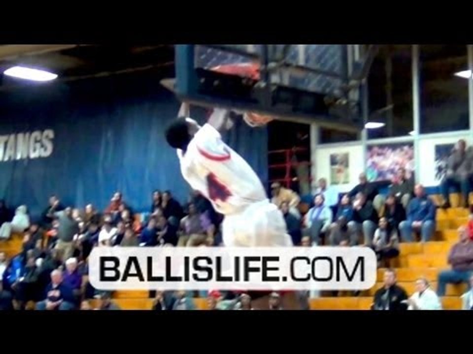 Tony Hicks - Chicago Catholic League POY (Penn commit) Official Senior Season mix (Chicago St. Rita)