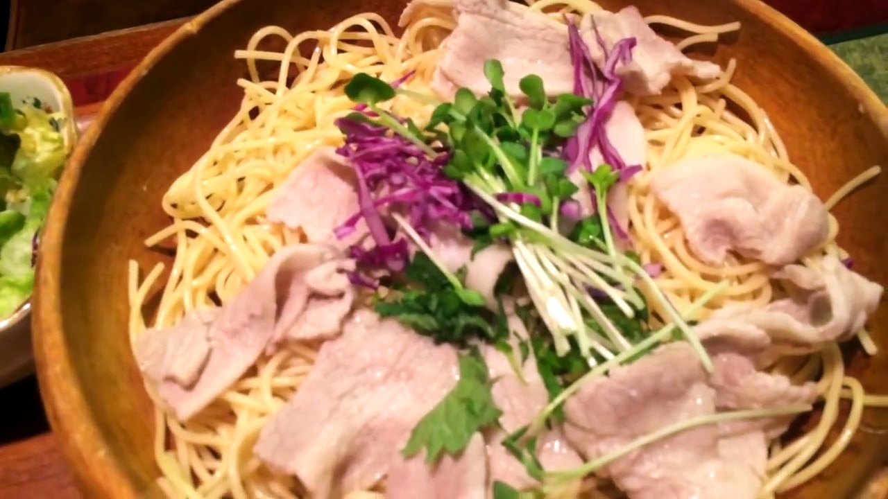 ボンボーヌという謎の食べ物(レストランito)／博多食堂のがめ煮と本場博多ラーメン
