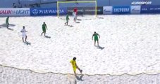 İran Plaj Futbolu Kalecisi Peyman Hosseini Kaleden Kaleye Gol Attı