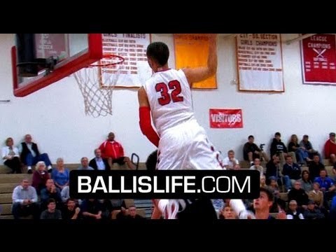 6'2 Gabe York JUMPS OVER The Defender On Alley-Oop! DUNK OF THE YEAR!! YORK CITY!