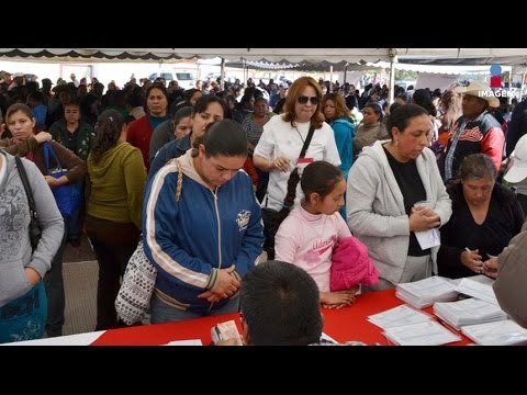 Programas sociales son prácticamente campañas electorales