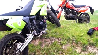 saving sheep and fails and falls on yamaha dt 125