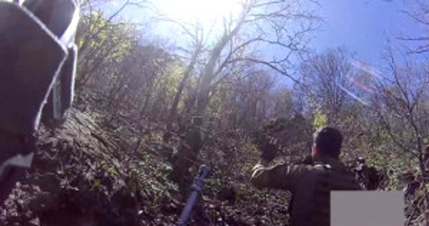 Tunceli'de 4 PKK'lının Teslim Olma Anı Askerin Kask Kamerası Tarafından Kaydedildi