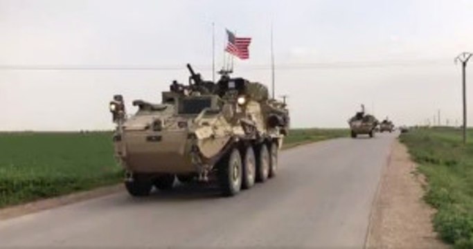 ABD, Türkiye'ye Roket Yağdıran PYD'lileri Korumak İçin Tel Abyad'a Zırhlı Birlikler Gönderdi