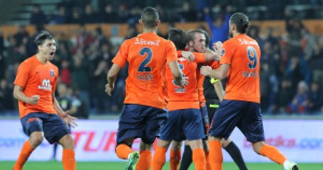 Başakşehir, Beşiktaş'ı Yenerse Şampiyon Olan 5 Takımı Yenen 2. Takım Olacak