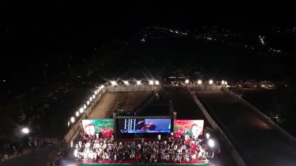 Kitnay Admi They Thakur? Aerial View of Jalsa Gah