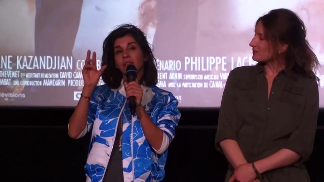 Avant-premiere de Jour J, avec Reem Kherici et Julia Piaton