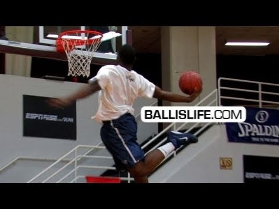 Ike Nwamu SHUTS DOWN Hoophall Dunks Contest! Ft. Rakeem Christmas, Dezmine Wells, Keaton Miles