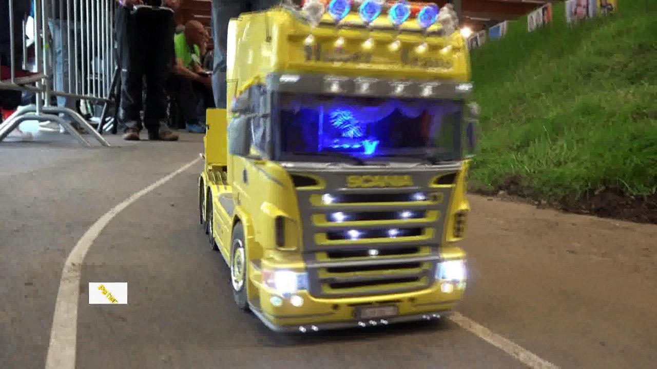 SCANIA R 730 super truck RC DORTMUND