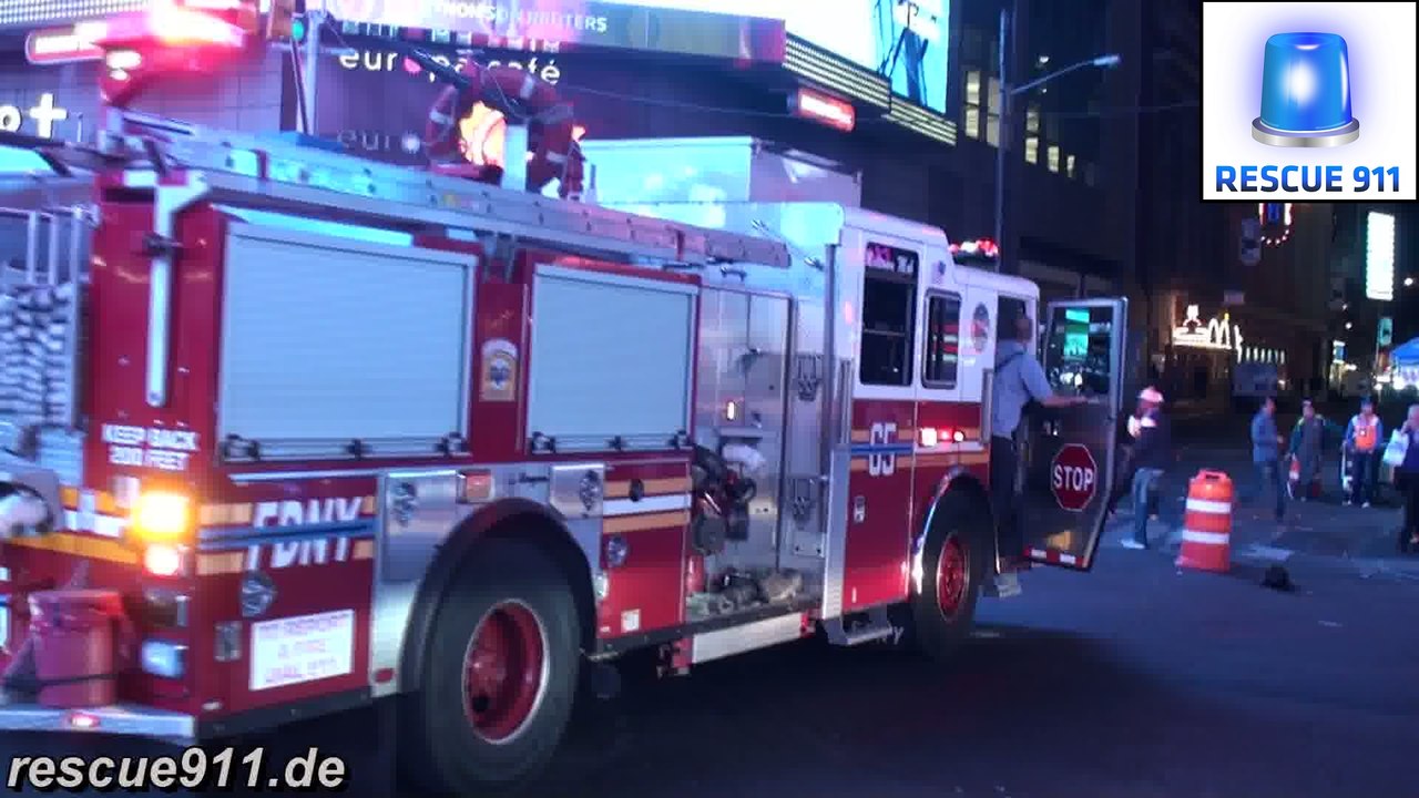 FDNY Engine 65 - MASSIVE AIRHORN through Times Square