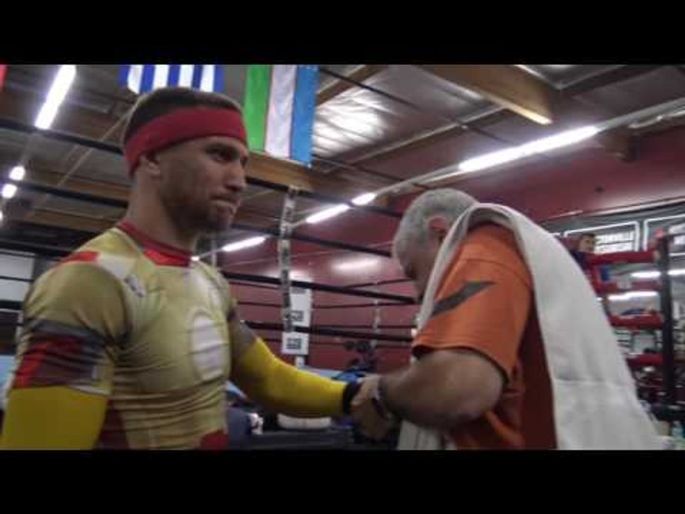 Vasyl Lomachenko is iron man! esnews boxing