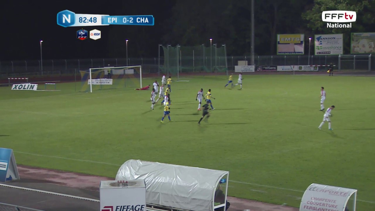 Très belle frappe mais directement sur le gardien.