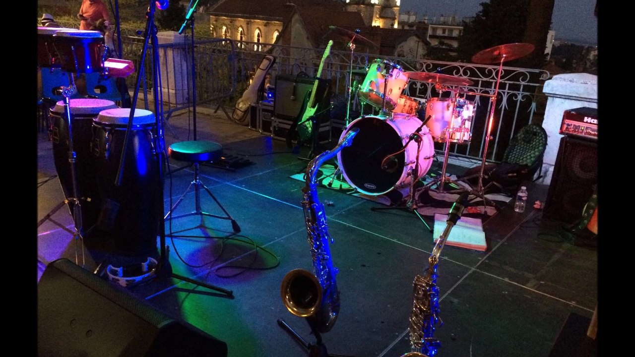 Brazilian Love Affair   Flor de Lis