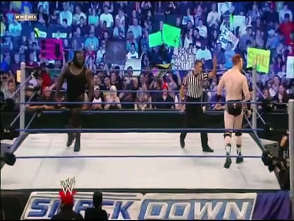 Mark Henry vs Sheamus WWE Smackdown August 26th 2011 Part 1