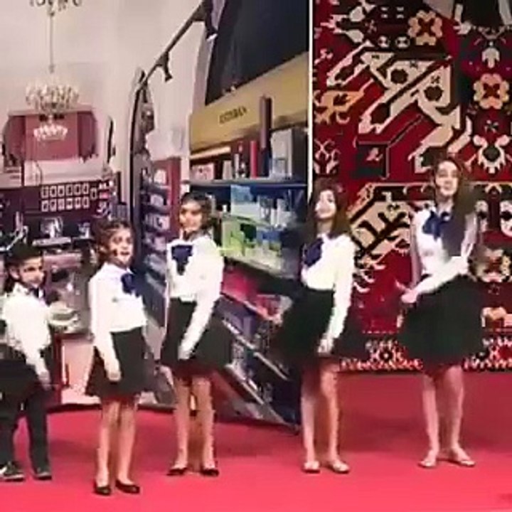 Məmurun qızı"