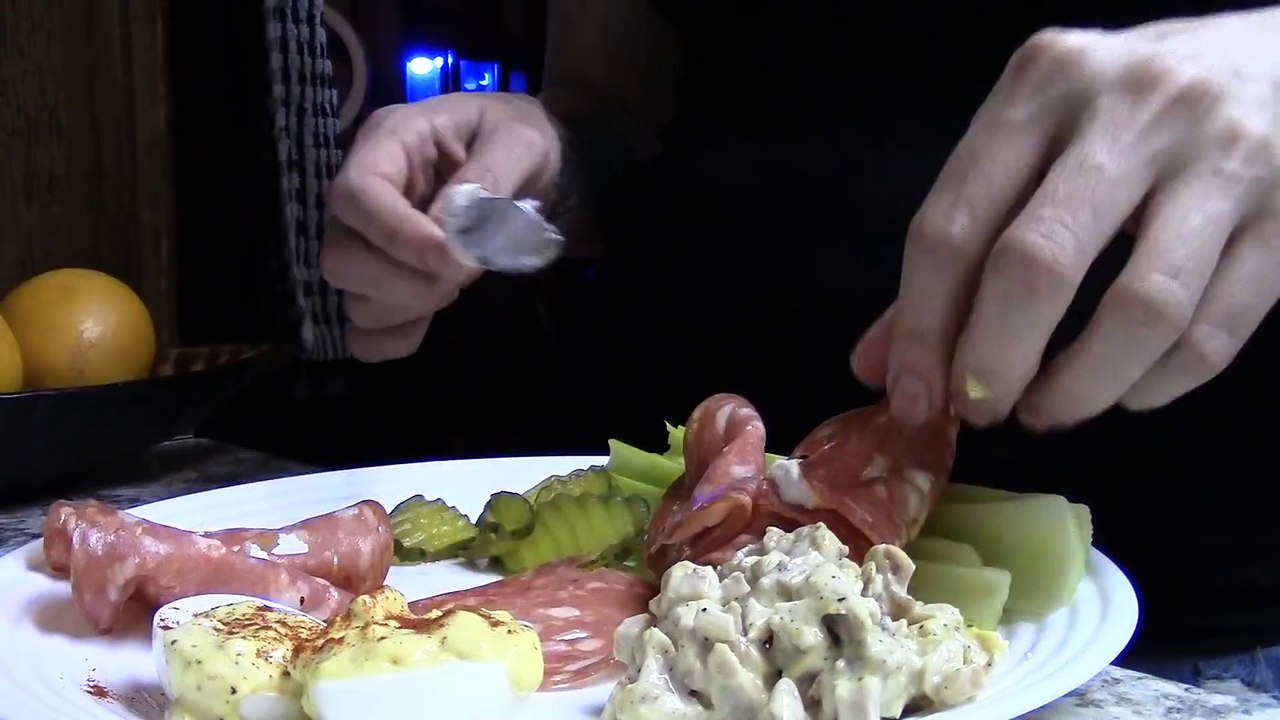 Full Day Of Eating - Keto Diet - How To Hit Your Macros - VLOG(001503.610-001535.024)