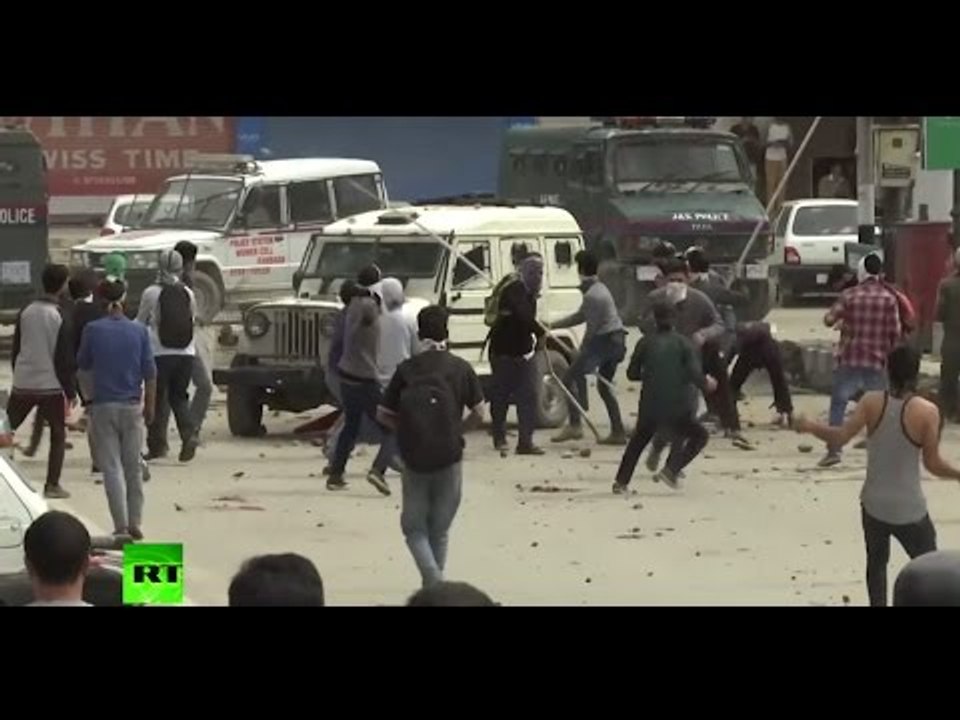 ‘We want freedom’: Anti-India protesters clash with police in Kashmir