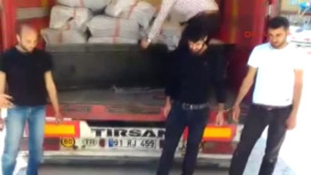 Konya Tır'ın Dorsesinden 404 Bin 500 Paket Kaçak Sigara Çıktı