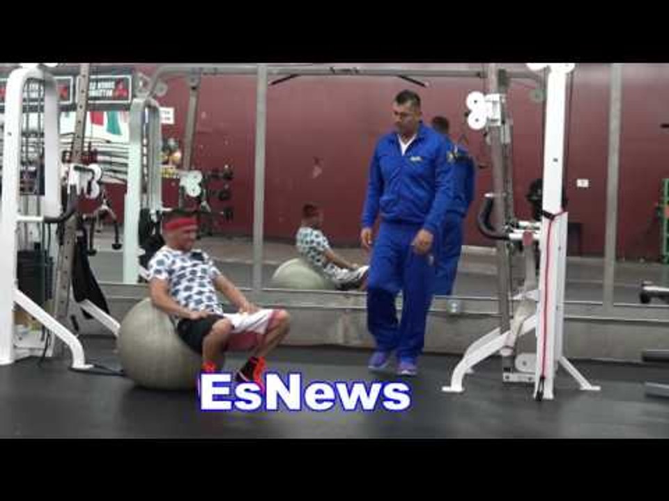 Lomachenko Working With Cicilio Flores - EsNews Boxing