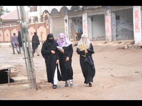 اگر آپ کی عمر 18 سال ہے تو ویڈیو دیکھیں مزہ آئے گا