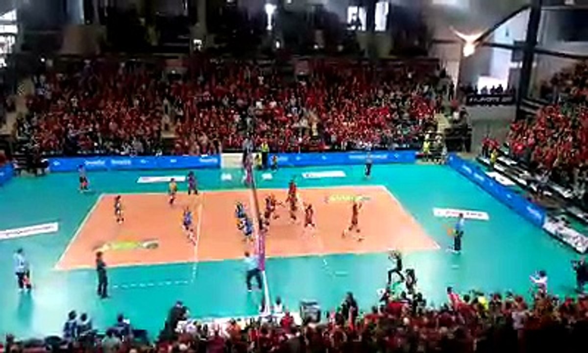 La balle de match qui envoie Mulhouse en finale face à Cannes