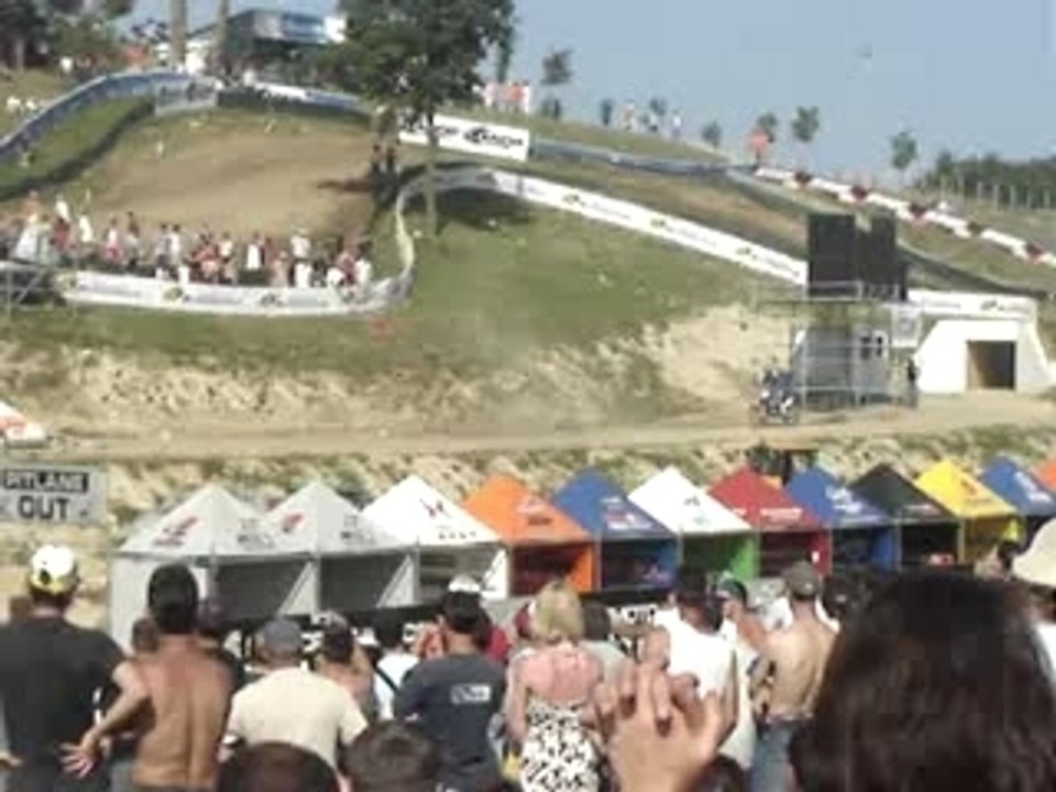 Back-Flip Jérémy Rouanet à St Jean d'Angély GP 2007