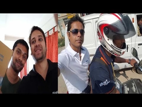 Flipkart founders Bansal brothers deliver goods to customers