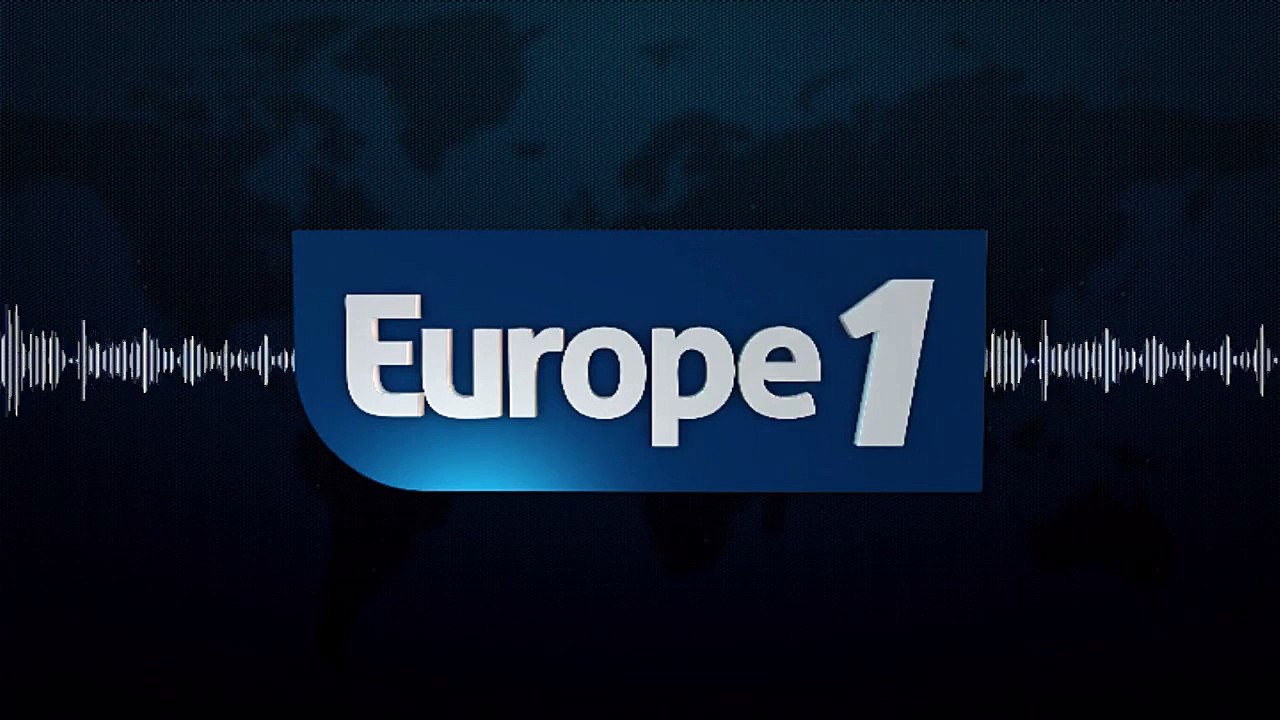 Présidentielle : Hollande accuse le FN "de masquer son projet" de sortie de l'UE