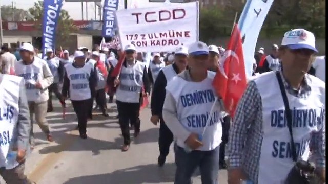 1 Mayıs Tandoğan Meydanında Şenlik Havasında Başladı