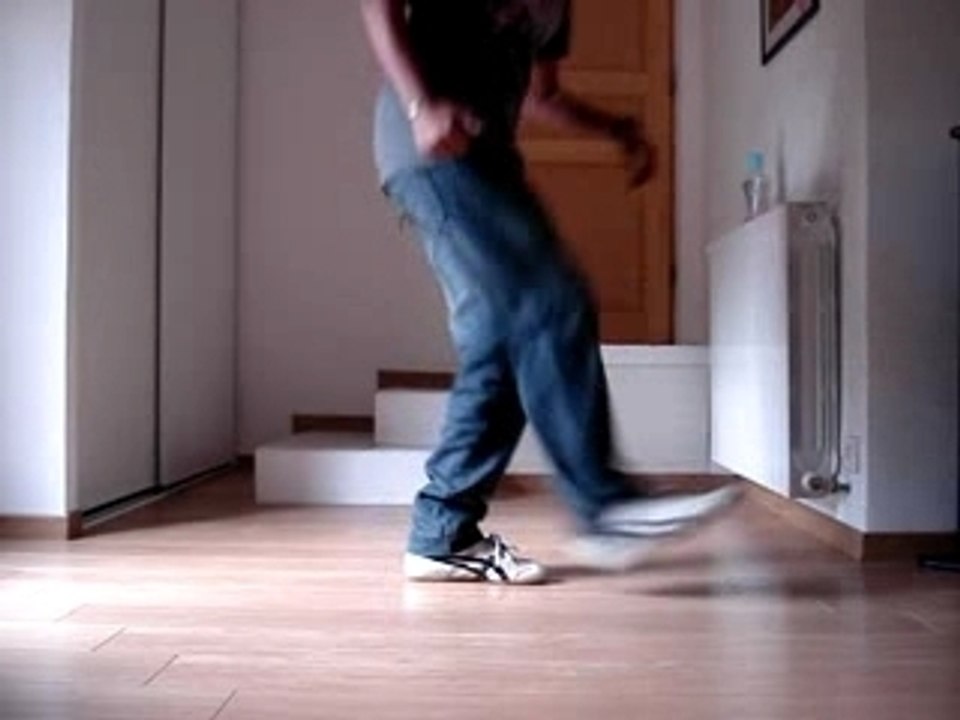 Video jumpstyle debutant