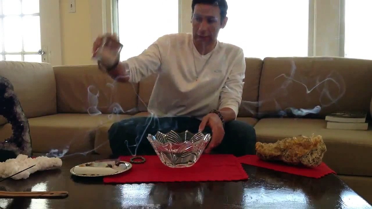 Como Limpiar los Cristales de Cuarzo y las Gemas