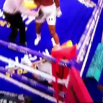 Anthony Joshua Ko's Wladimir Klitschko In 11th Round Wembley Stadium (4-29-17)