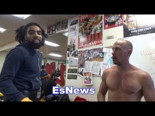 Conor McGregor Will Gas Out vs Floyd Mayweather  - EsNews Boxing