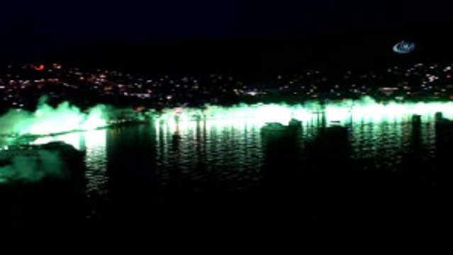 1931 Meşale Yakarak Geceyi Gündüze Çevirdiler