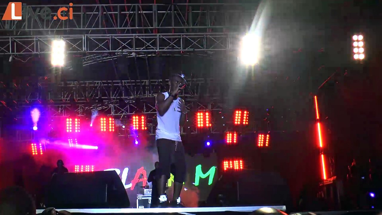 FEMUA 10 : Concert live Black M a Anoumabo 4
