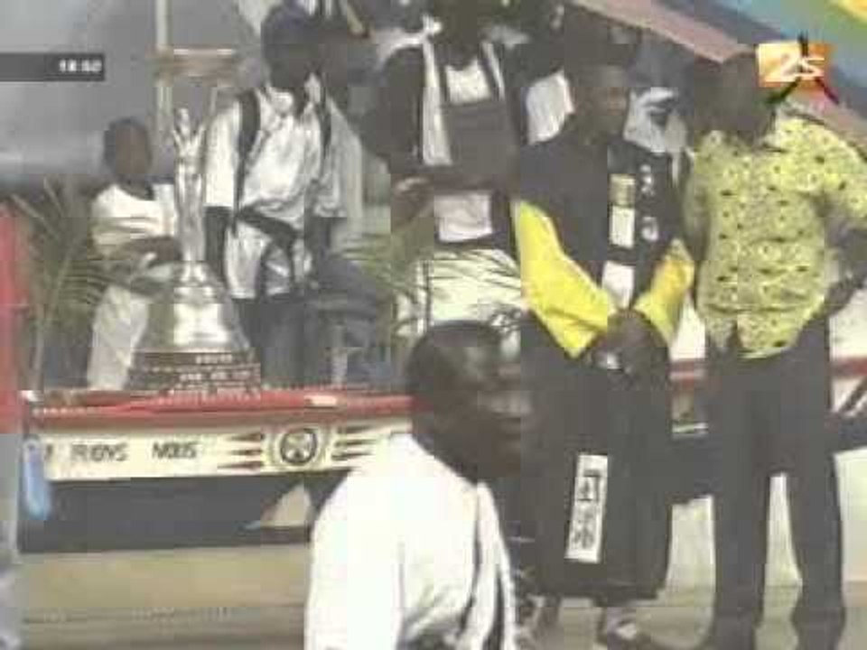 Remise  de Trophée - Finale Coupe Arc en Ciel - 03 Juin 2012